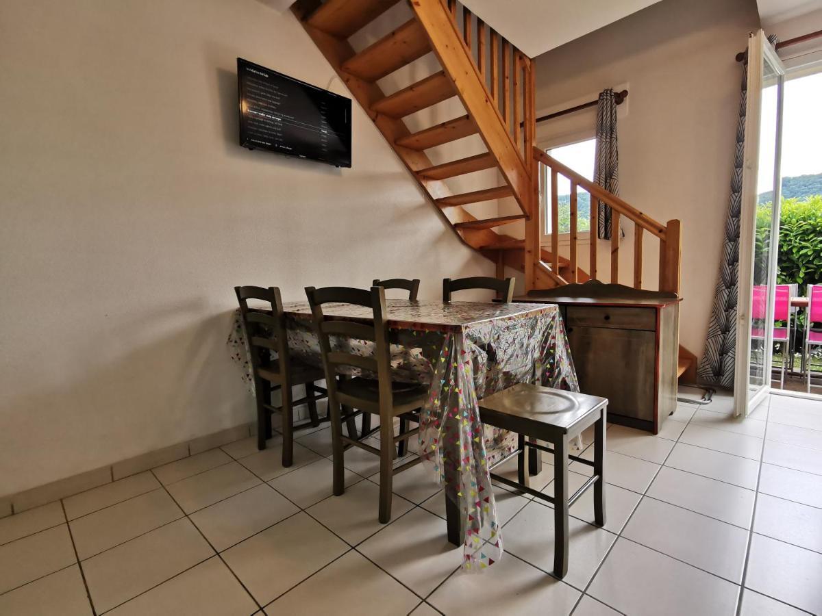 Au 11 T3 Duplex, Village Vacances, Piscines, Parking Saint-Geniez-dʼOlt Exteriör bild